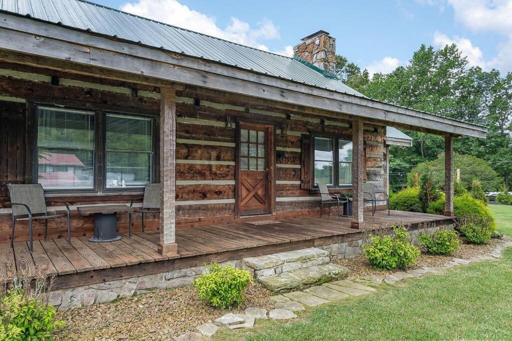 Rustic Cabin, Dock, Firepit, Kayaks & Games Winchester Luaran gambar